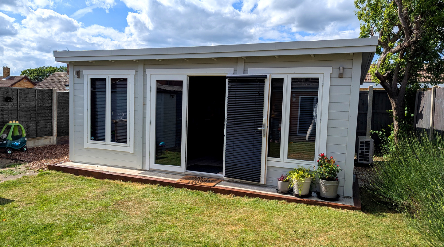 Pixel_Cabin-image-2