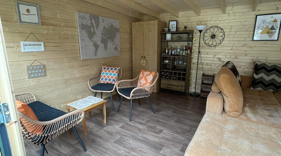 A_cabin_to_relax_in-image-3