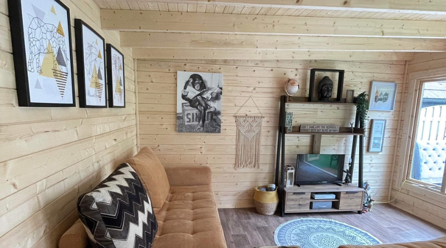 A_cabin_to_relax_in-image-5