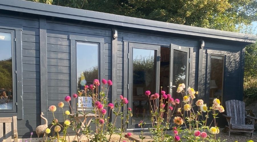 Delighted_with_it-image-1